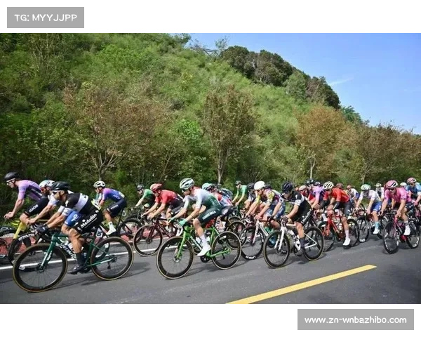 环太湖赛无锡滨湖段灵山大佛冲刺点车手激烈角逐精彩上演