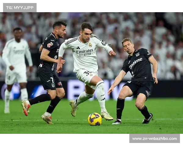 皇马阿森西奥伤愈复出，后防线人员齐整