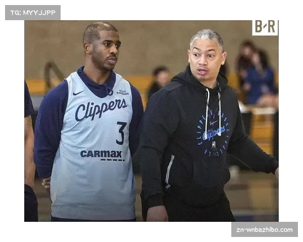 保罗社交媒体发布梗图嘲讽快船遭淘汰